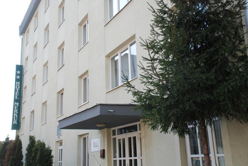 Hotel Merkur ミエルクレア＝チュク エクステリア 写真
